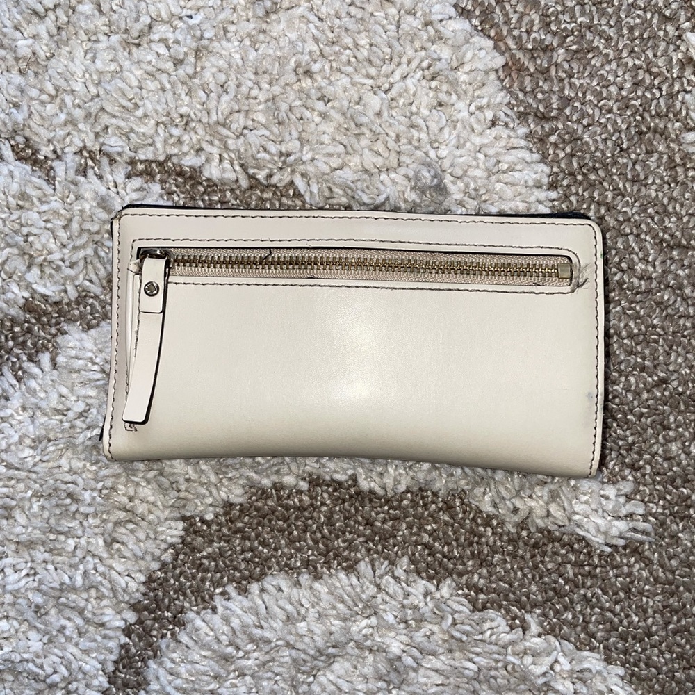 Kate Spade Wallet - Picture 3 of 3